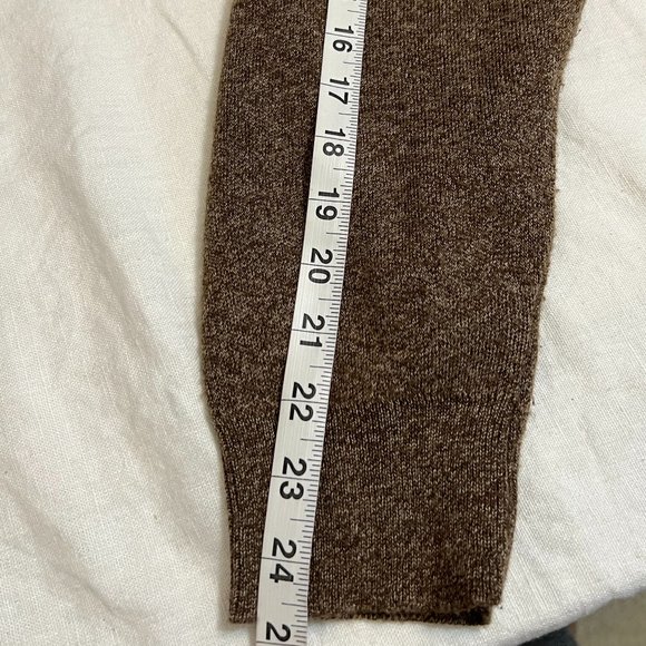 Jantzen USA Made Brown V-Neck Sweater L Long Sleeve Pullover Vintage Knit Top - Picture 9 of 9